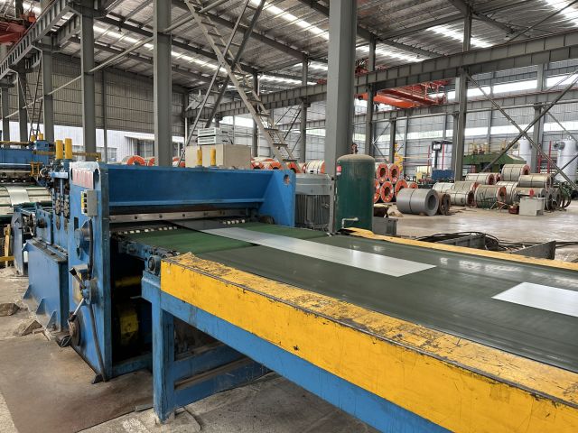 3.0*1650mm cut to length line