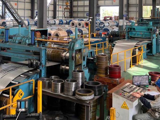 stainless-steel-slitting-services